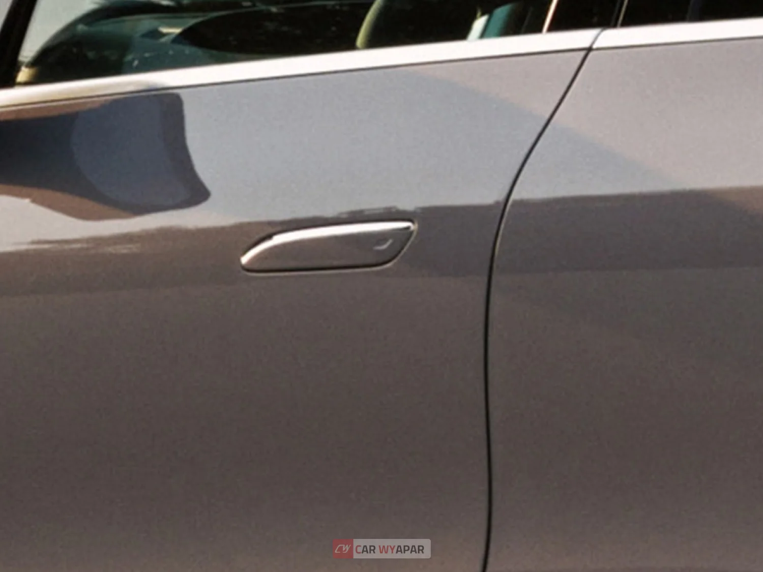 Mercedes-Benz GLC Electric Top Feature